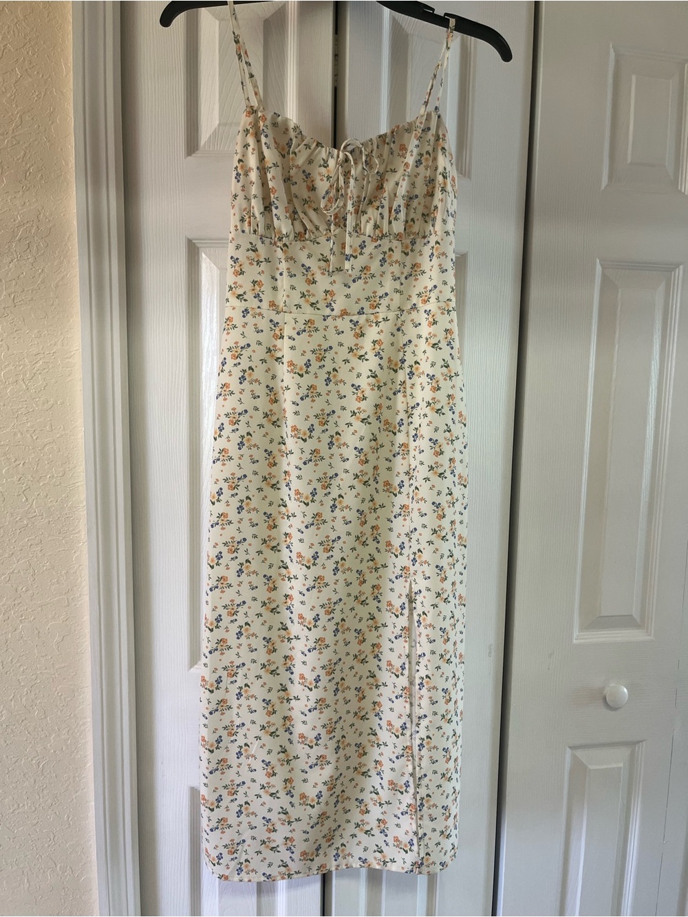 VINTAGE Cream Floral Sun Dress with Spaghetti Straps